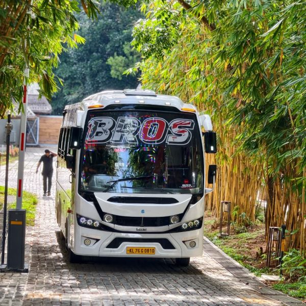 34 Ac Air bus